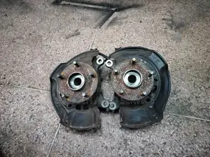 Toyota Estima Hybrid Front Hub