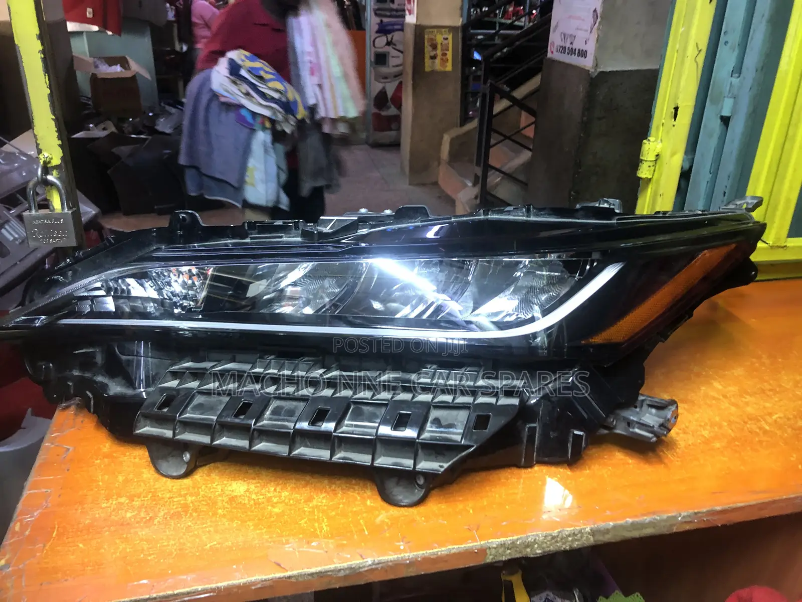 Toyota Harrier 2023 Headlight(Non Led )