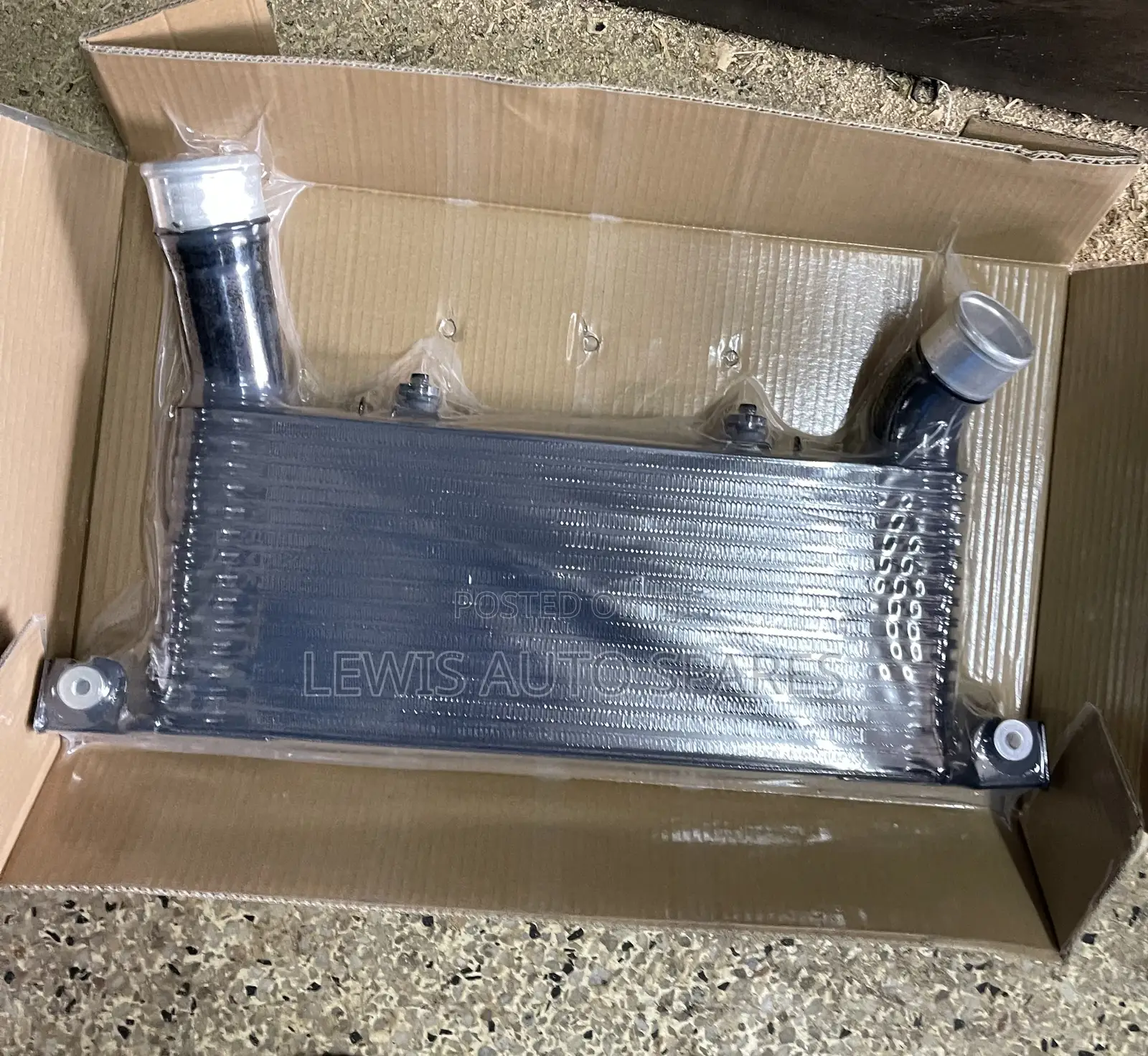 Pajero 4m40 Coolant Radiator