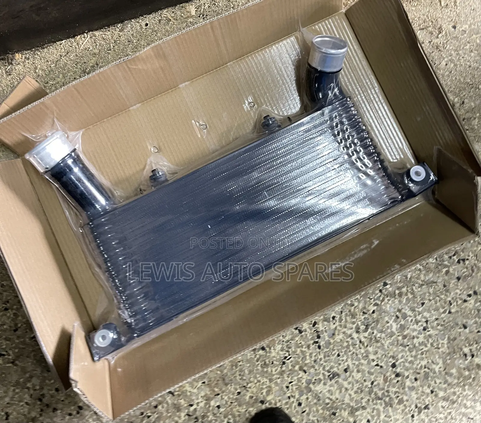 Pajero 4m40 Coolant Radiator