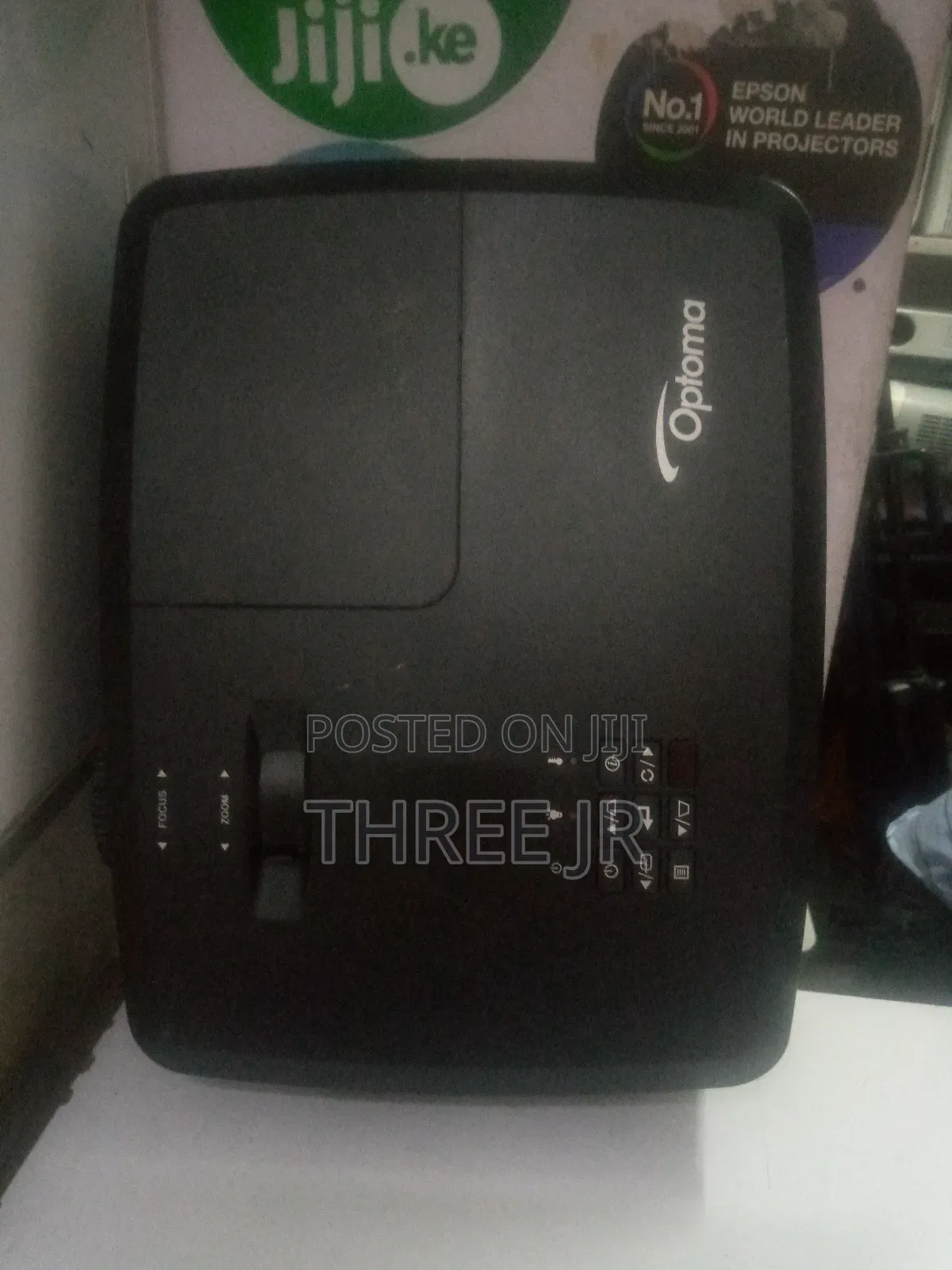 Optoma With VGA Port