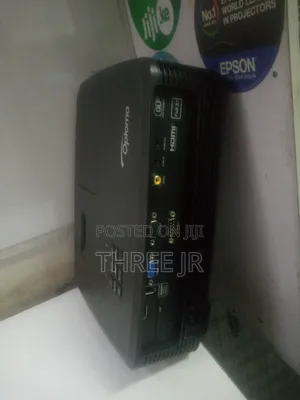 Optoma With VGA Port