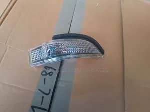Toyota Vitz Side Mirror Indicator
