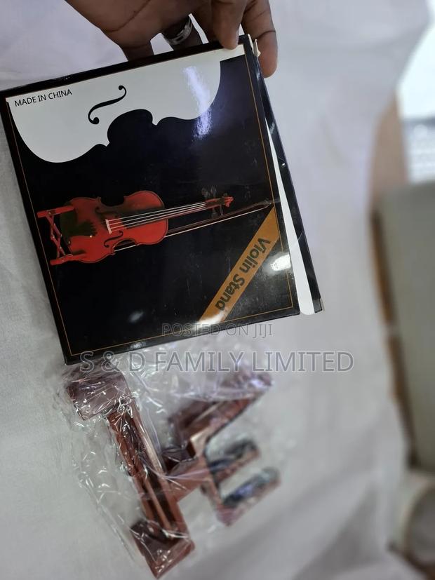 Plastic Folding Violin Stand - thumbnail 4