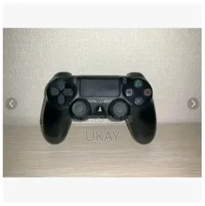 Sony Playstation 4 PS4 Pro.