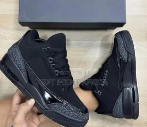 Air Jordan 3 Retro 'Blackcat' Sneakers for Men