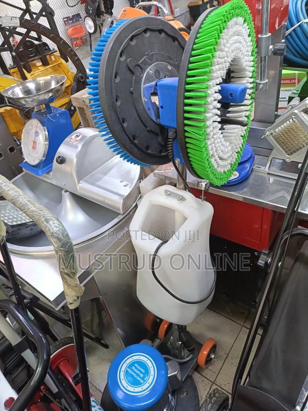 Floor Scrubber With Extra Brushes - main view