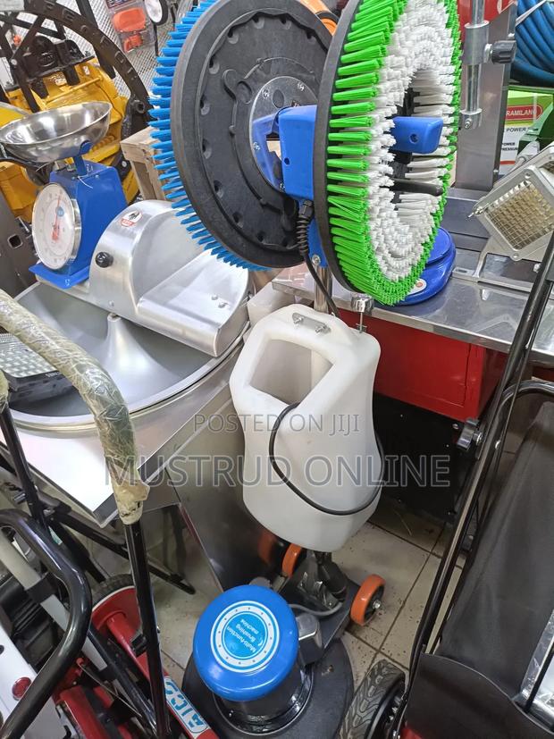 Floor Washing Scrubber