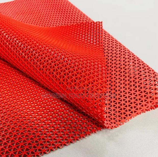 Red Ant--Slip Spaghetti Mat, Perforated Spaghetti Carpet