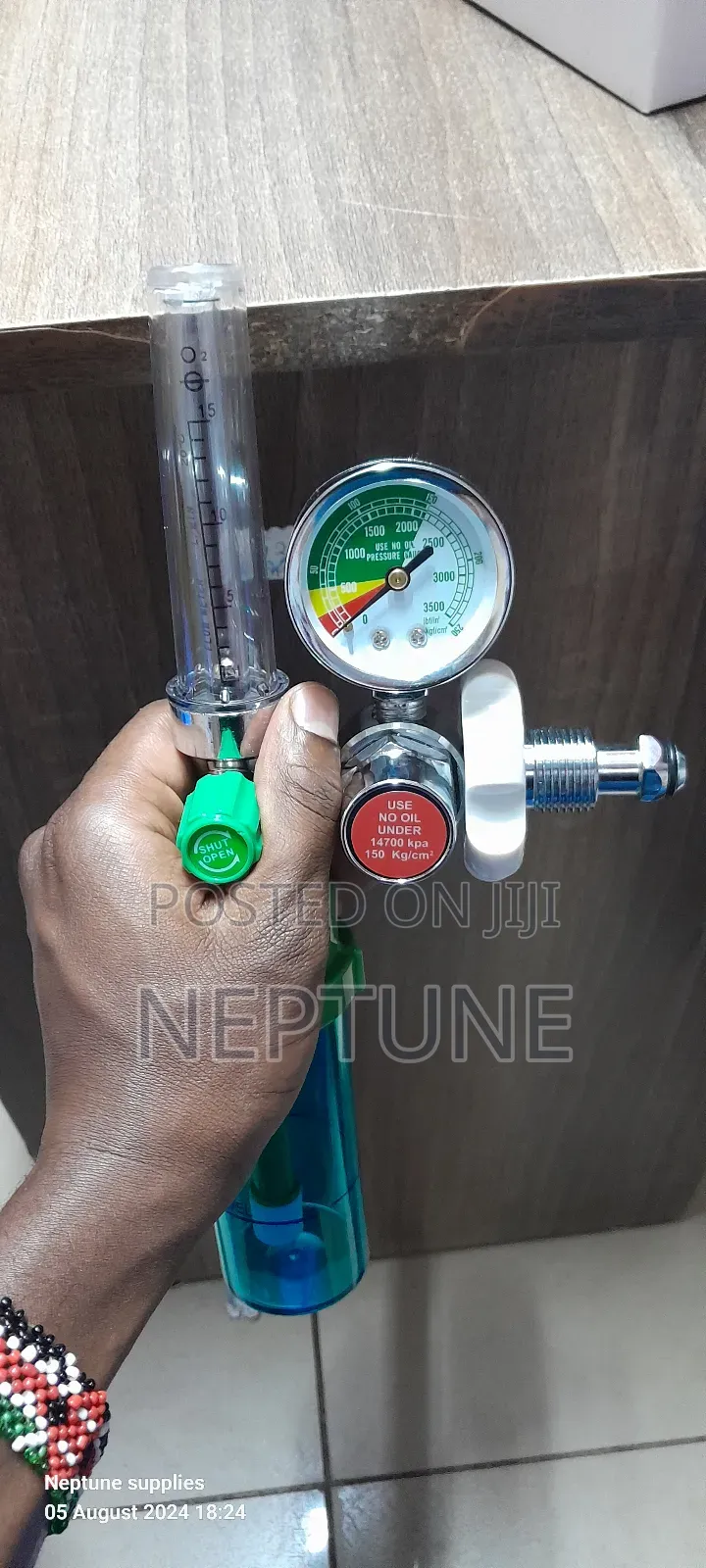 Side Cylinder Oxygen Regulator.