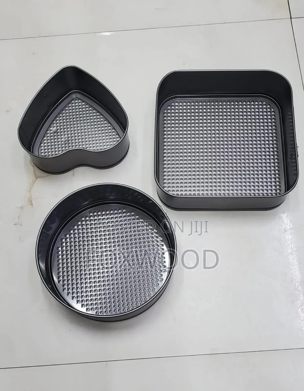 3pcs Cake Moulds/Baking Tins