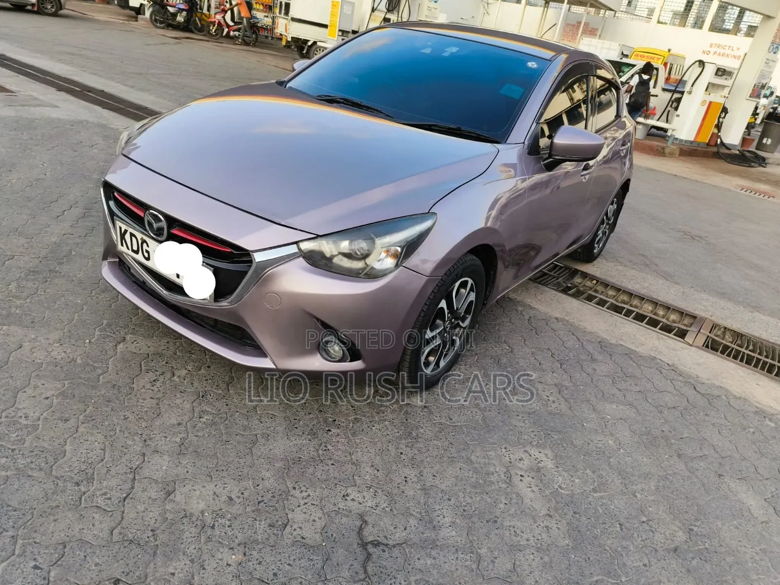 Mazda Demio 2014 Beige
