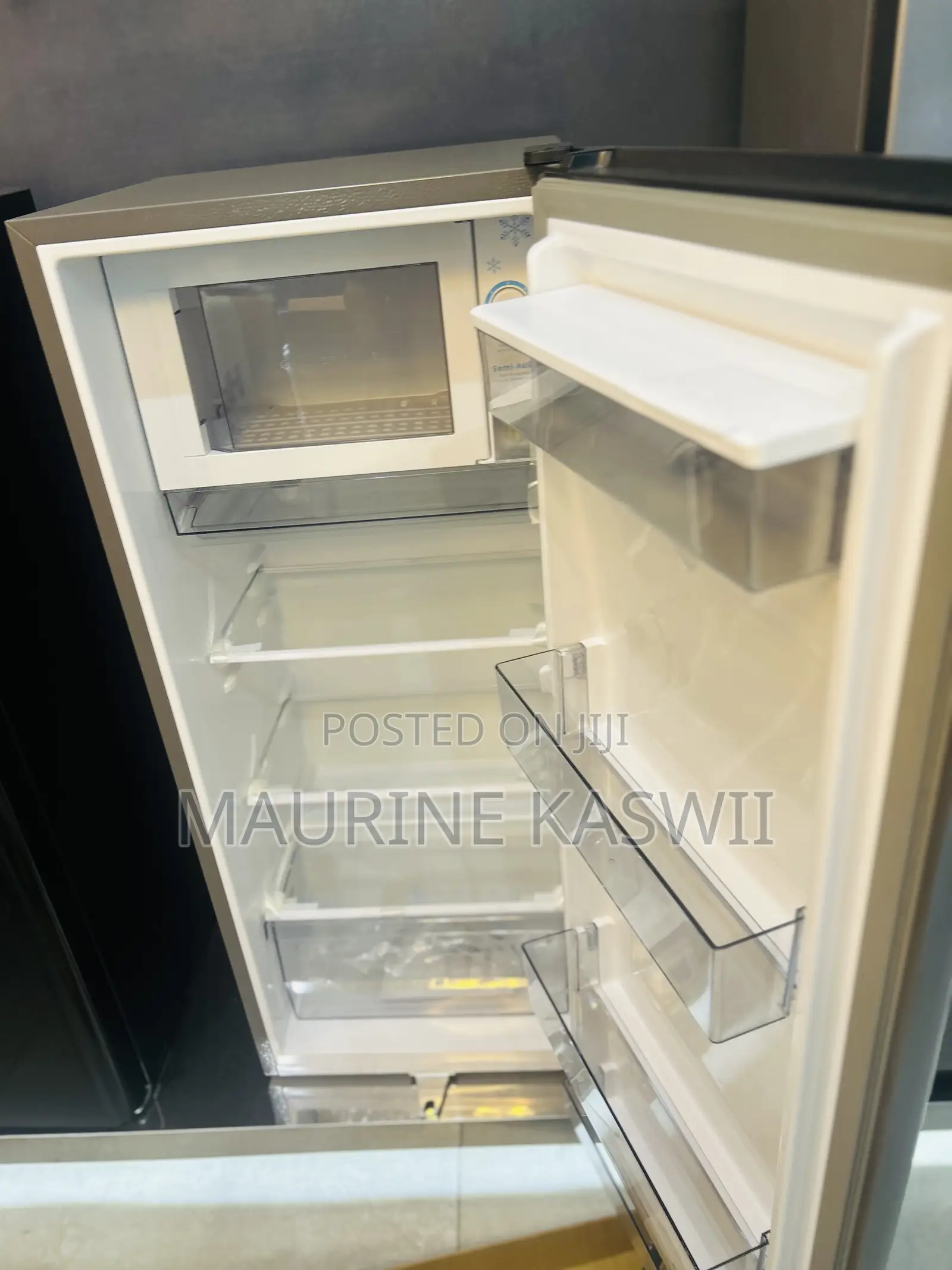 Hisense Fridge 176l With Water Dispenser