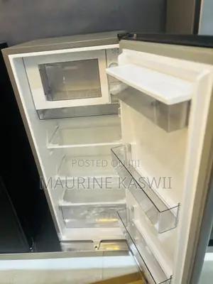 Hisense Fridge 176l With Water Dispenser