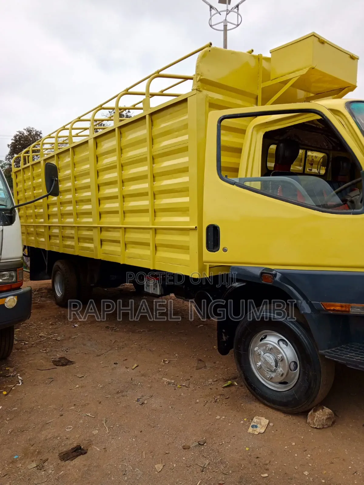 Mitsubishi Fh KBW at Machakos Town