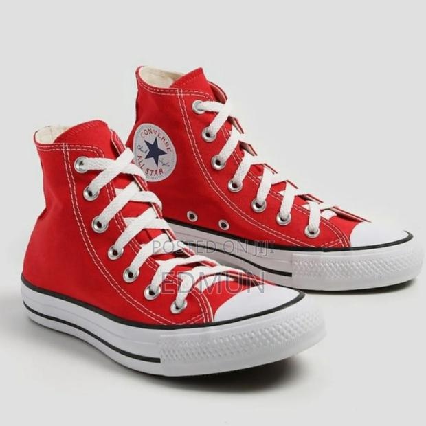 Red Converse - thumbnail 2