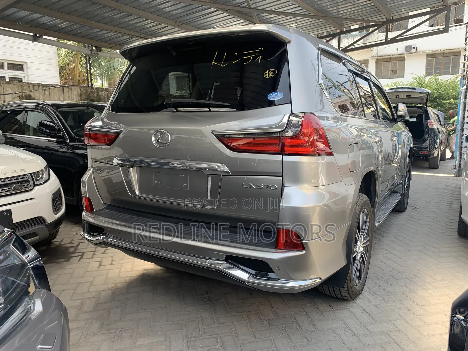 Lexus LX 570 AWD 2017 Silver