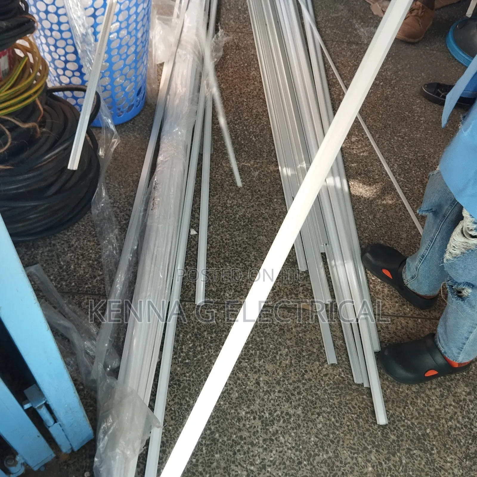 20mm Aluminium Profiles Surface 3mtrs Long