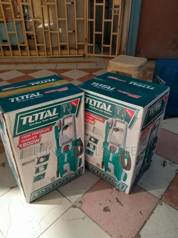 Electrical Use 1800W, TOTAL Pressure Washer Machine. - main view