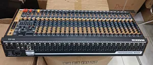 Mackie TD-S24 24 Channel Plain Mixer