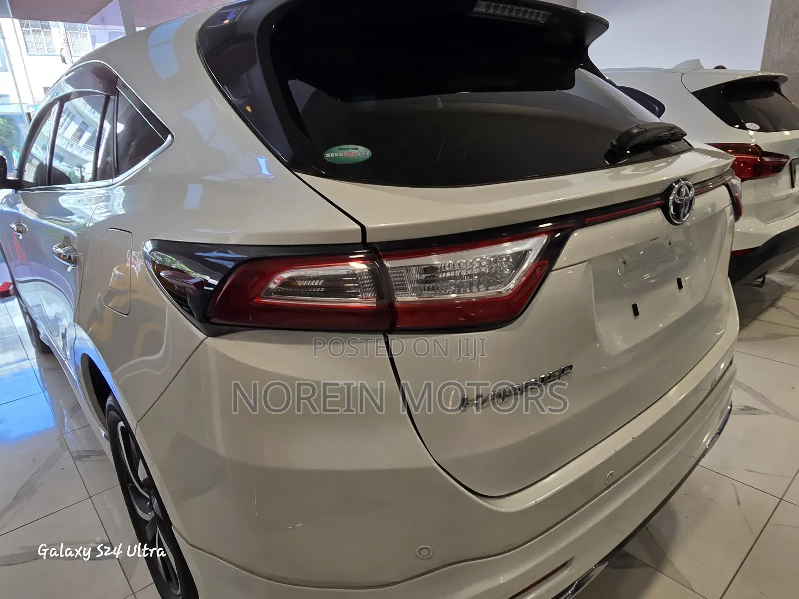 Toyota Harrier 2018 White