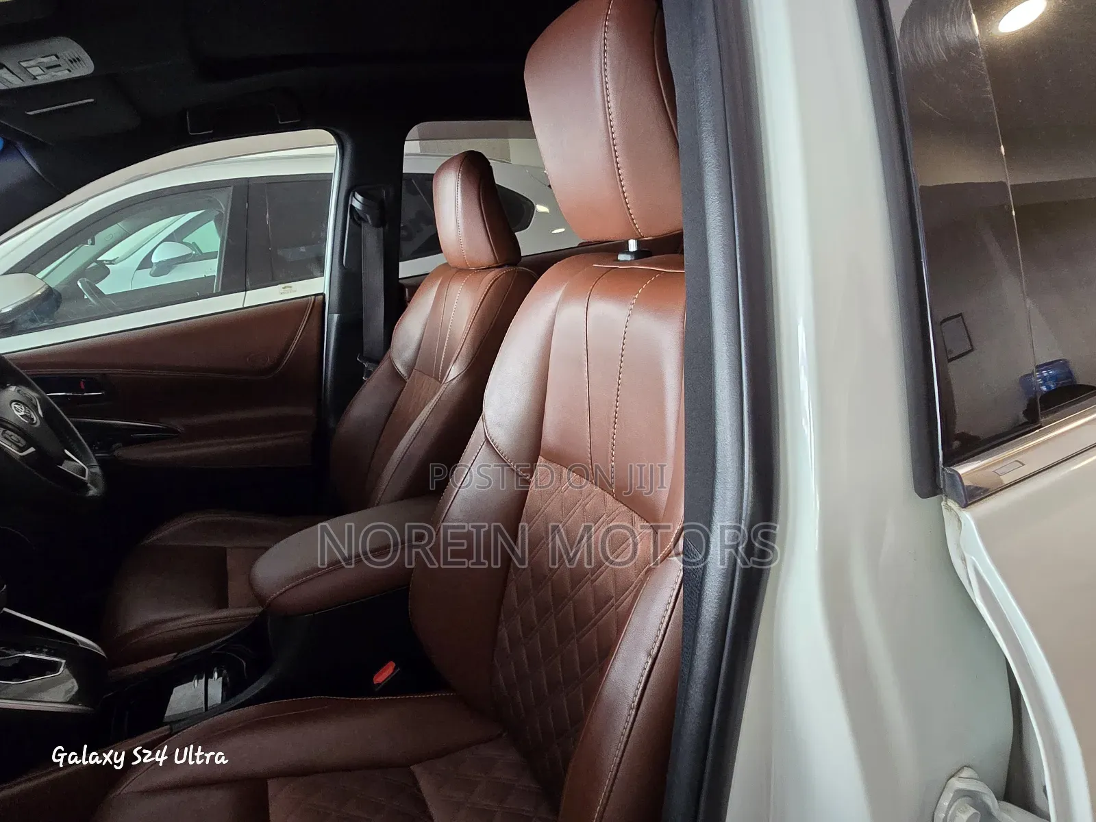 Toyota Harrier 2018 White