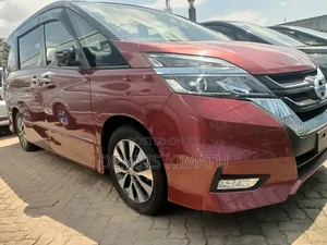 Nissan Serena 2017 Red