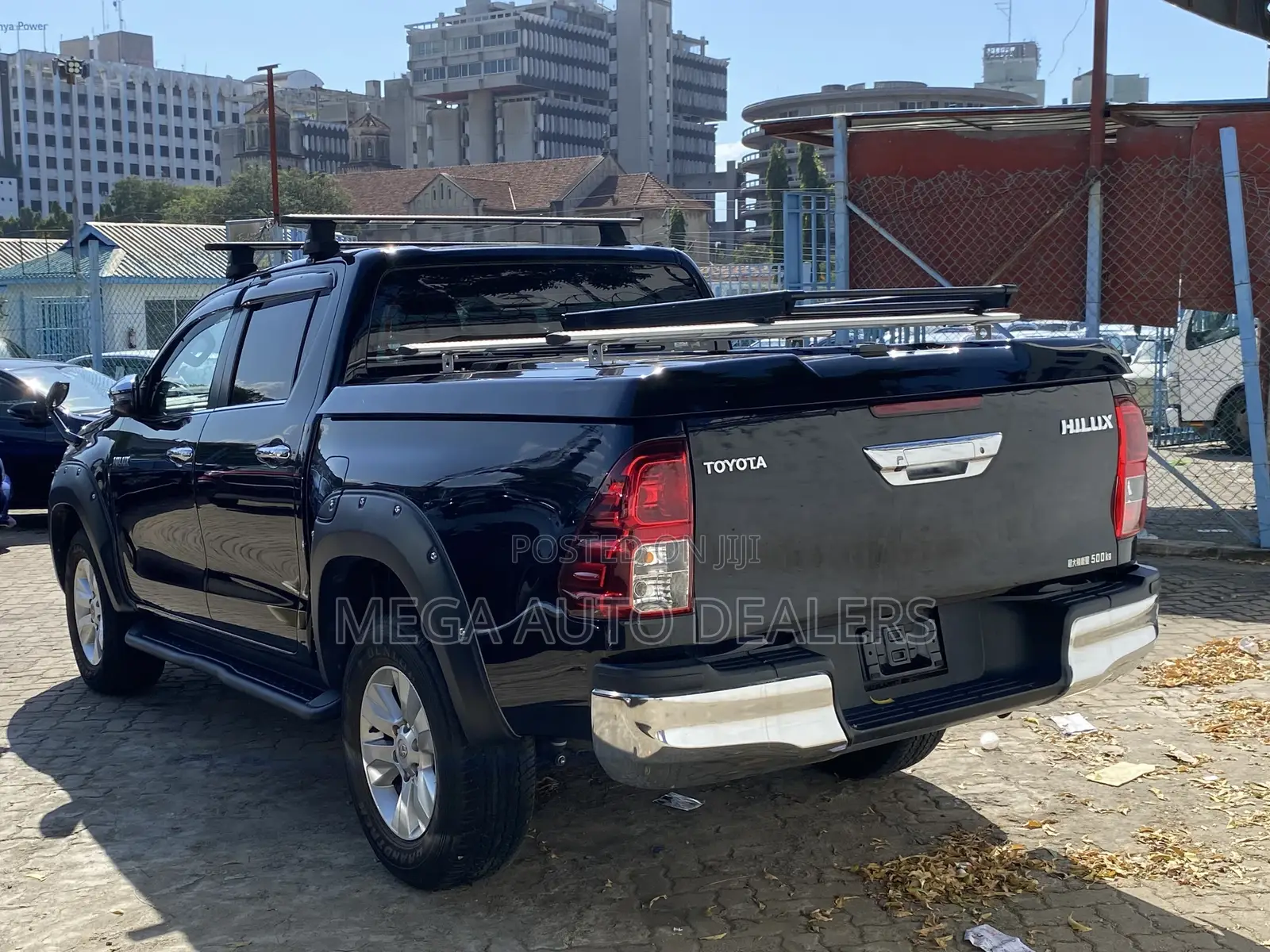Toyota Hilux 2018 Black