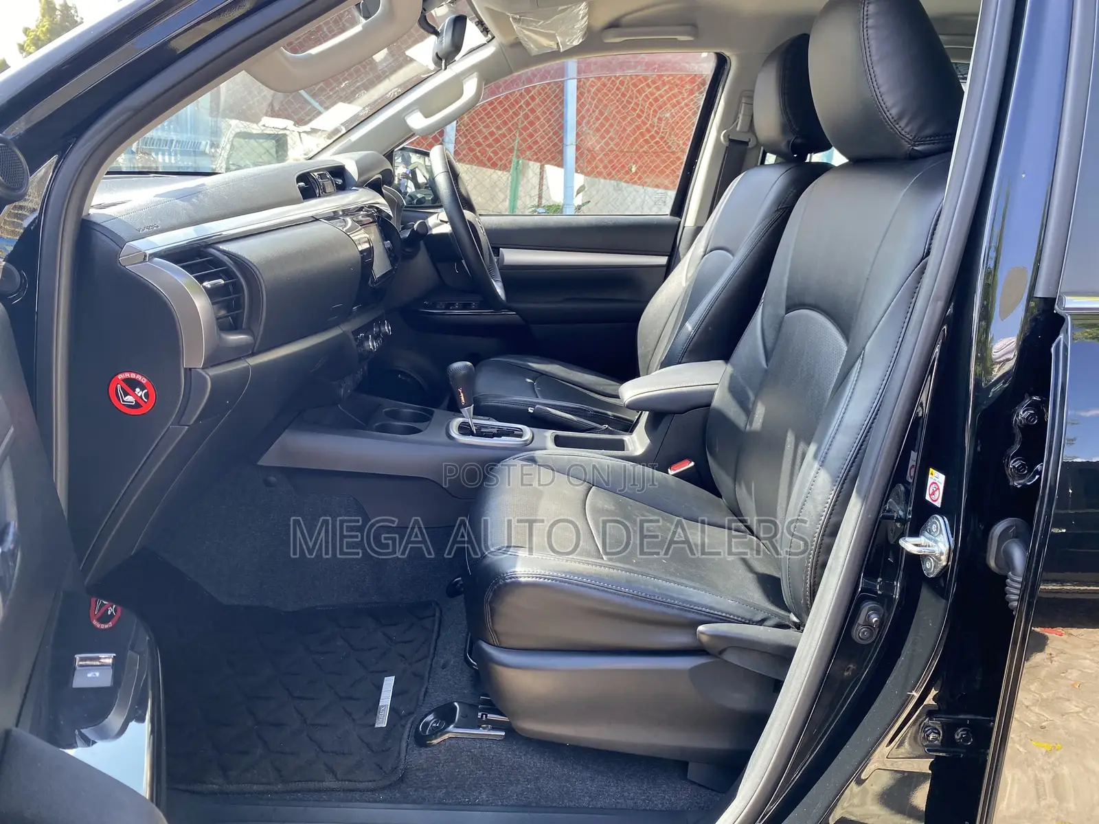 Toyota Hilux 2018 Black