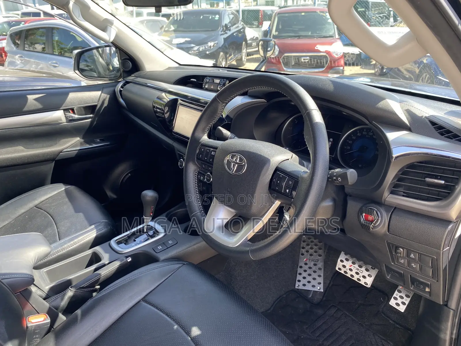 Toyota Hilux 2018 Black