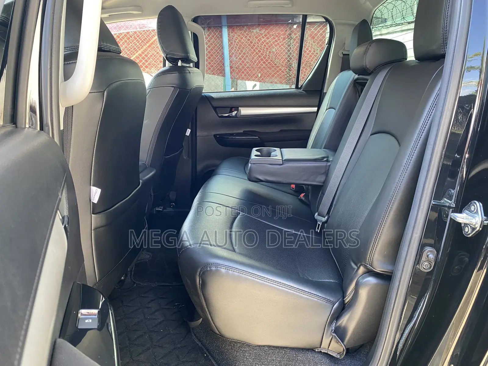 Toyota Hilux 2018 Black