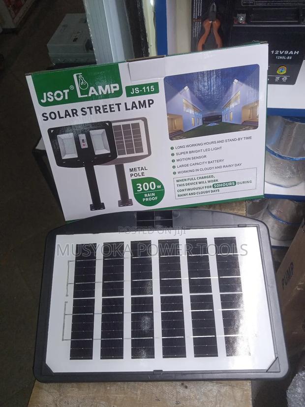 300W Super Bright Led Solar Street Light