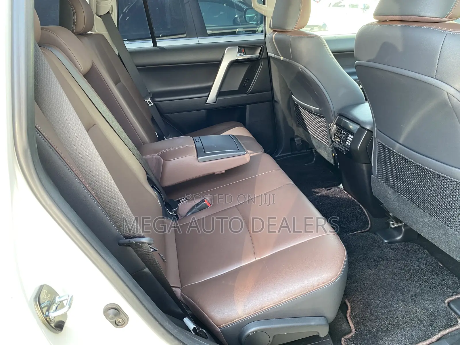 Toyota Land Cruiser Prado 2018 Beige