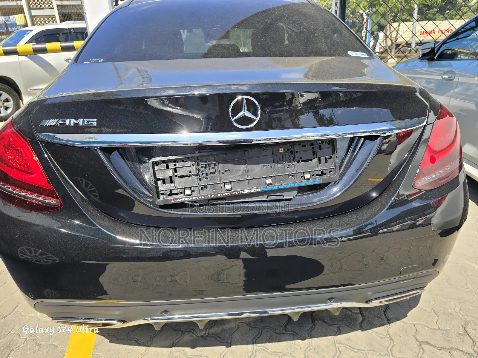 Mercedes-Benz C200 2020 Matt Black