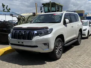 Toyota Land Cruiser Prado 2018 Off white