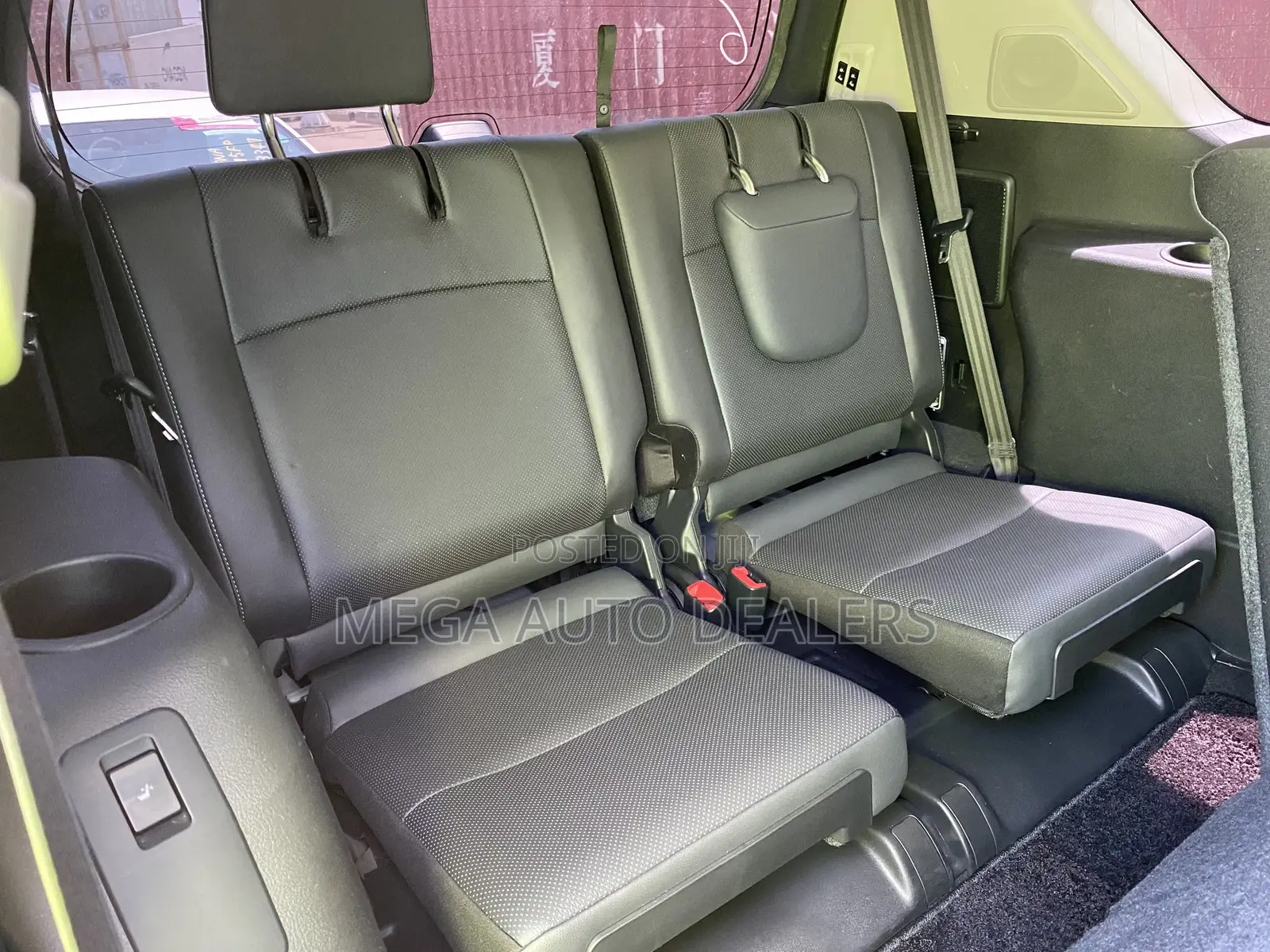 Toyota Land Cruiser Prado 2018 Off white