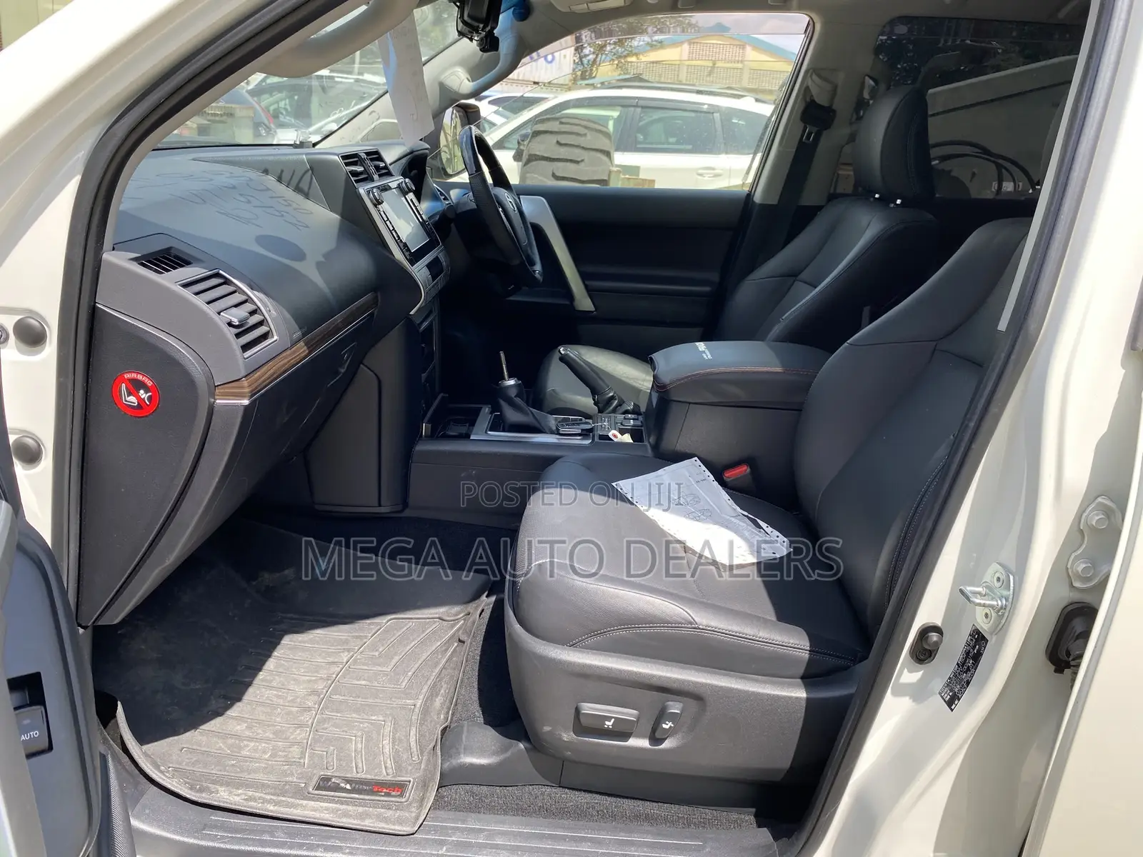 Toyota Land Cruiser Prado 2018 Off white