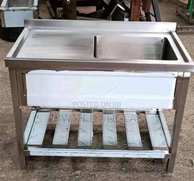 Decent Modern Sink - main view