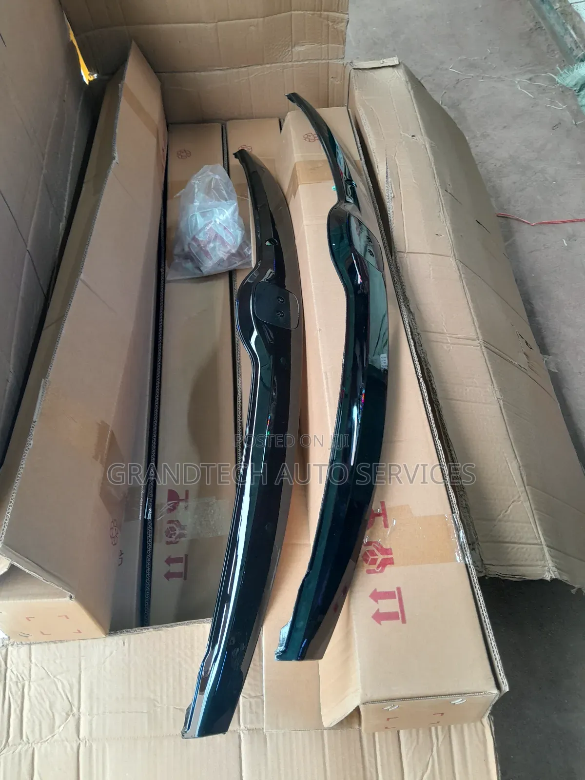 Black Honda Fit Boot Handle ((Brand New)
