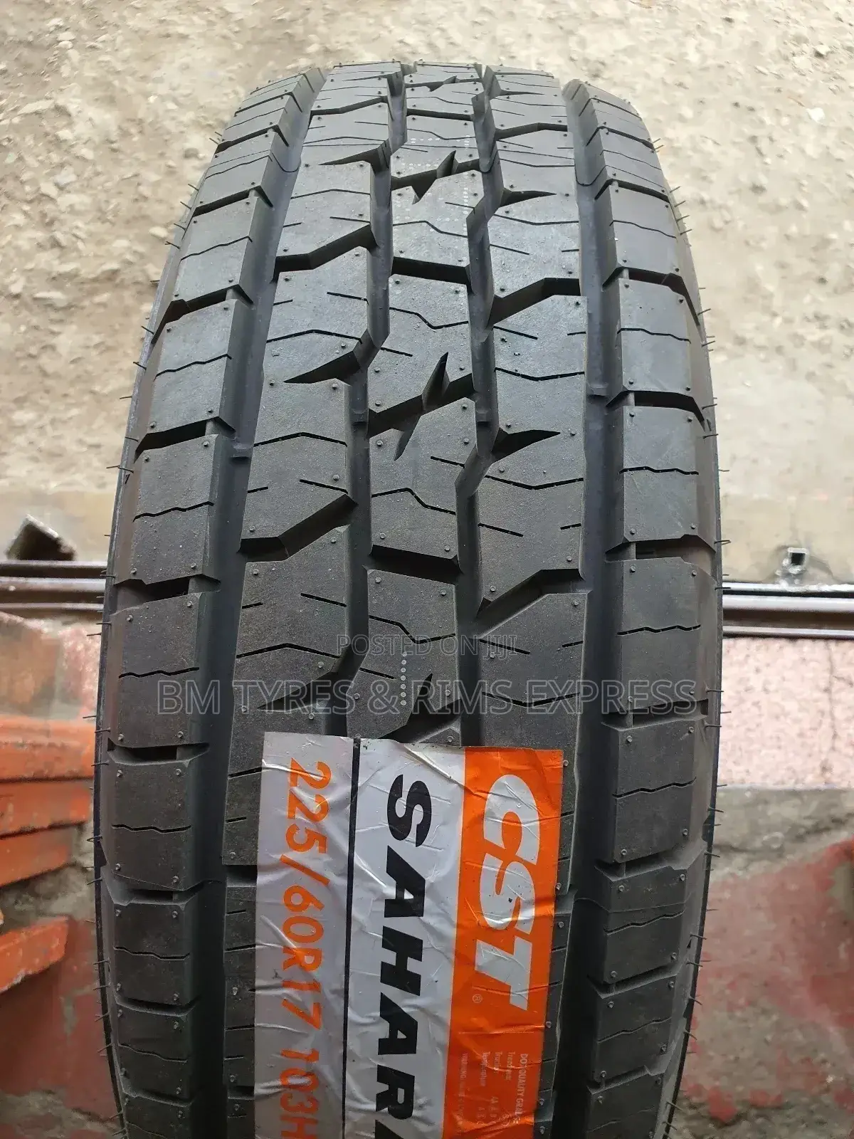 225 /60 R17 CST Tyres (Ats).