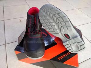 Safety Boots With Steel Toe Cup - thumbnail 2