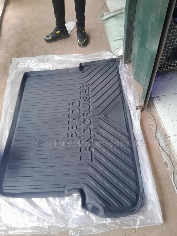 Land Cruiser Prado 150 Branded Boot Mat