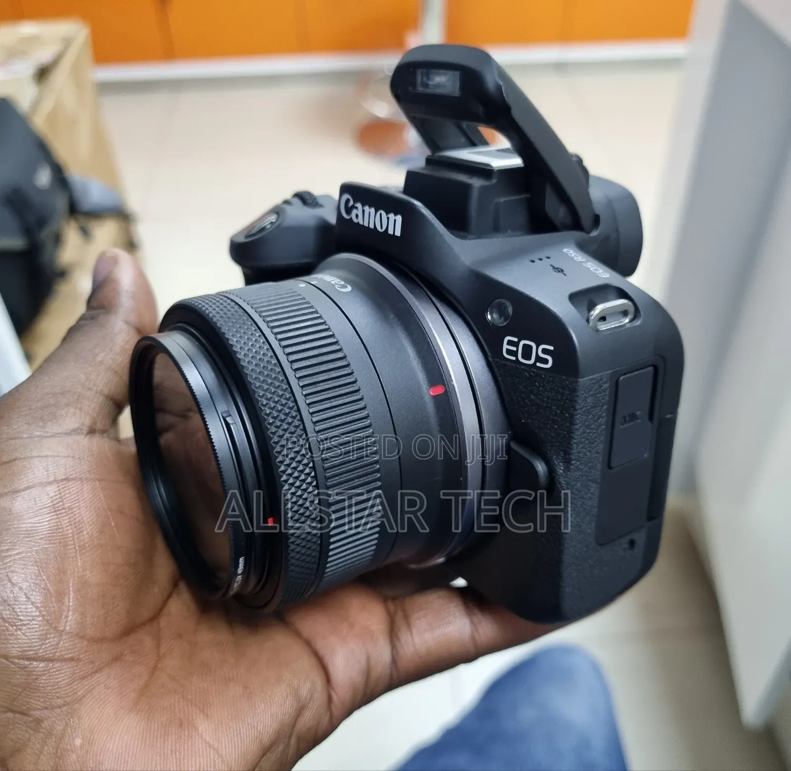 Canon EOS R50 Mirrorless Camera With 18-45mm Lens (Black)