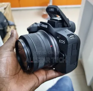 Canon EOS R50 Mirrorless Camera With 18-45mm Lens (Black)