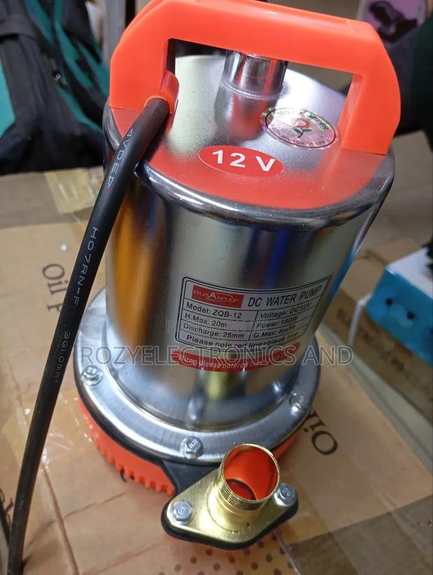 12 v Submasible Solar Pump 180 Watts