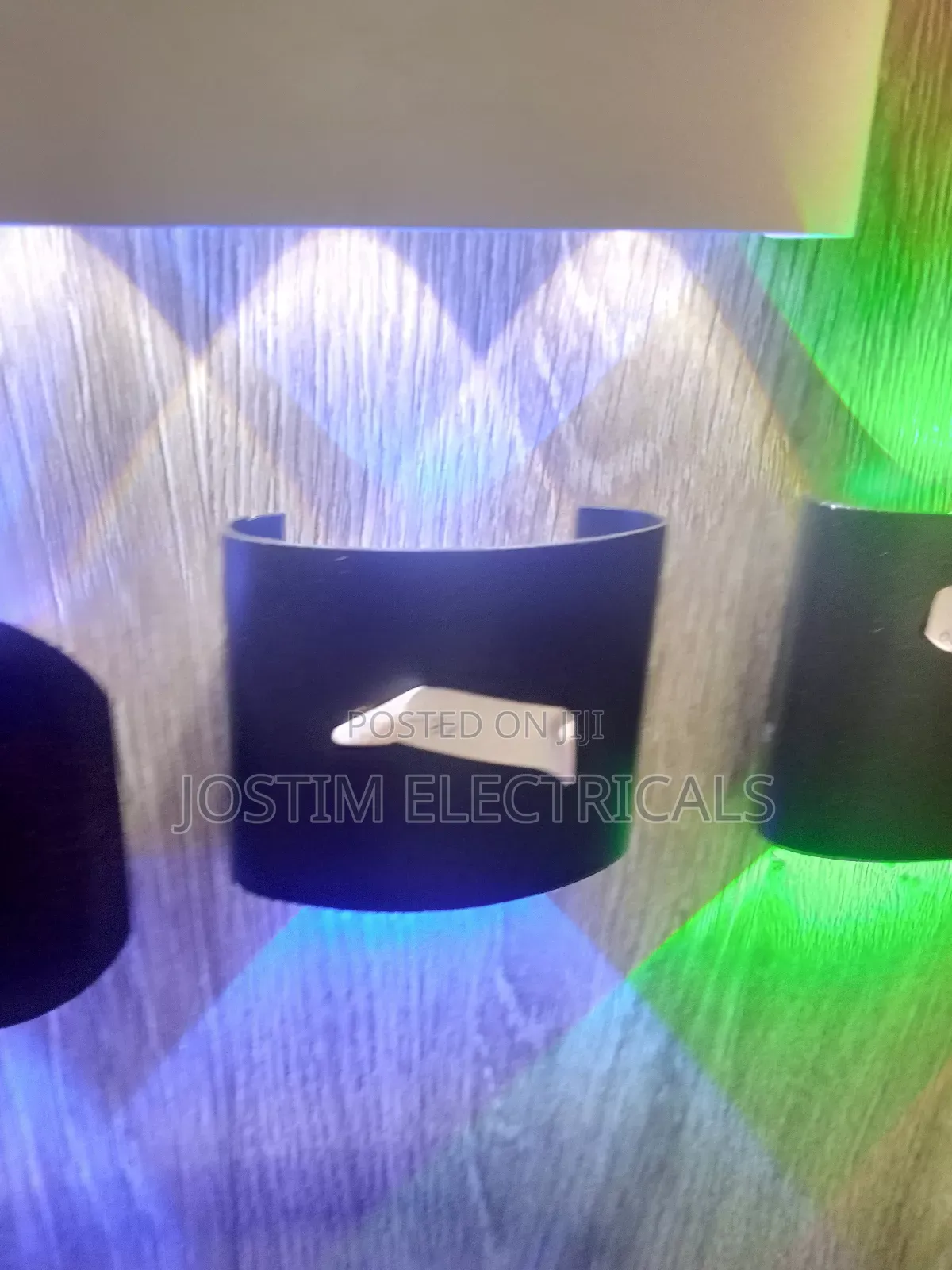 Black Body Wall Bracket