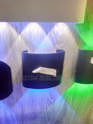Black Body Wall Bracket