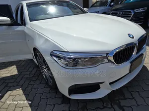BMW 523i 2018 White