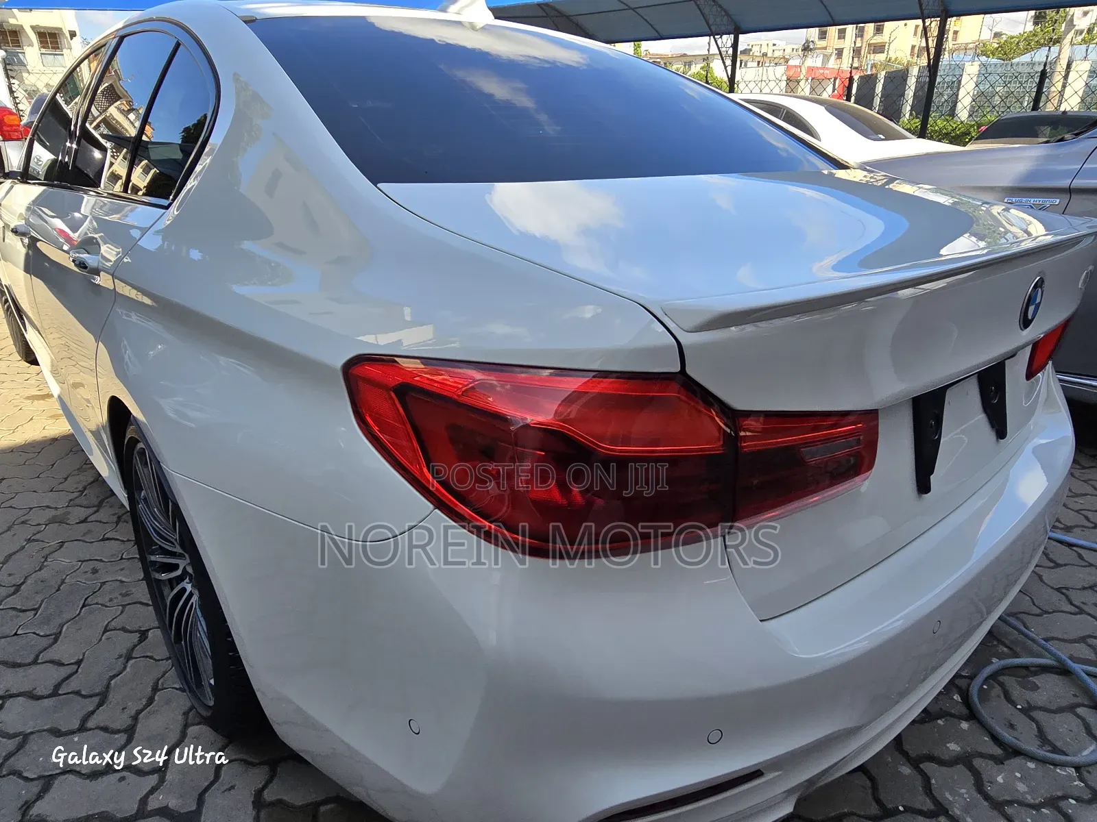 BMW 523i 2018 White