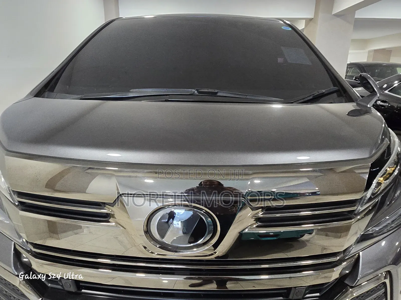 Toyota Vellfire 2018 Gray